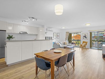 4 / 296 Newcastle Street, Perth