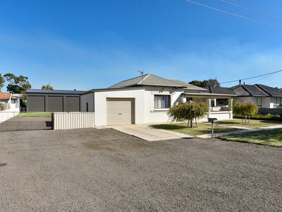 49 Fifth Street , Millicent