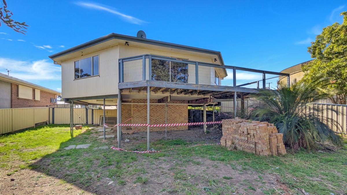 35 Hillcrest Avenue, North Narooma