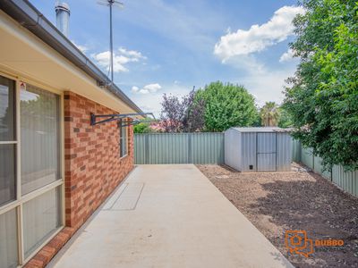 20 St Albans Way, Dubbo