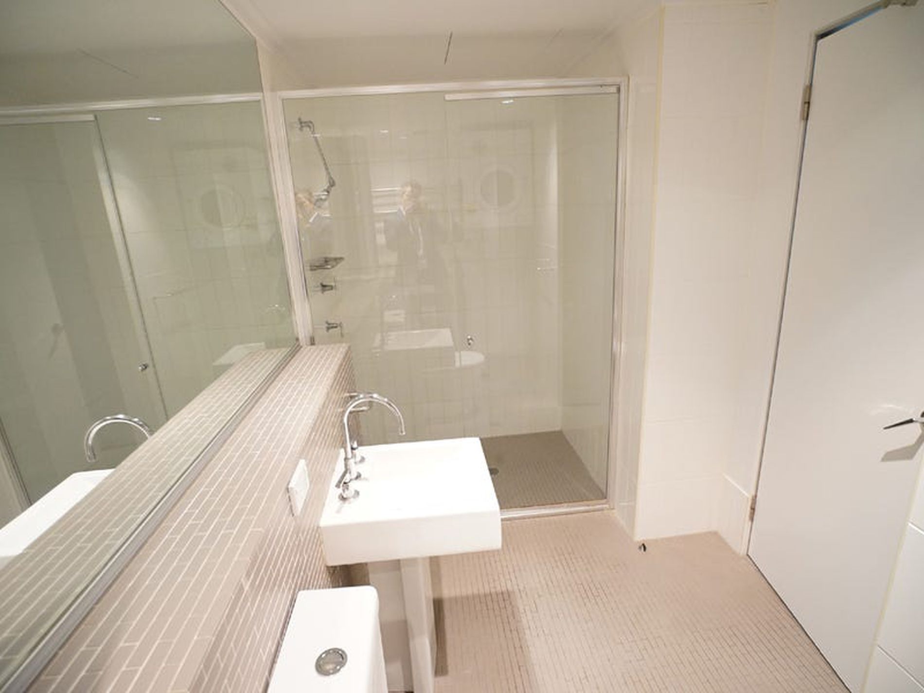 2118 / 8 Eve Street, Erskineville