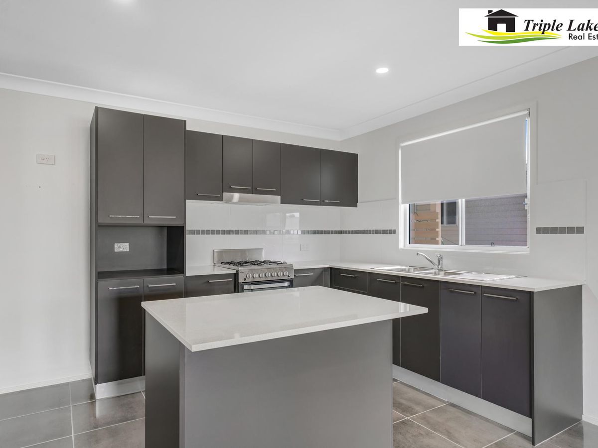 221 / 750 Pacific Highway, Lake Munmorah