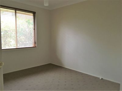 9 Boeing Avenue, Lake Conjola