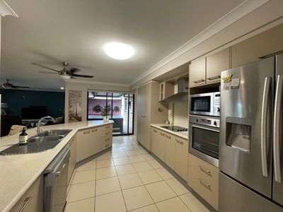 37 Yarrilee Circuit, Dundowran