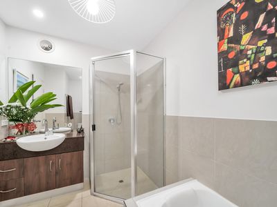21 / 351 Lake Street, Cairns North