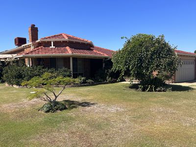 12 Bascombe Rise, Hillarys