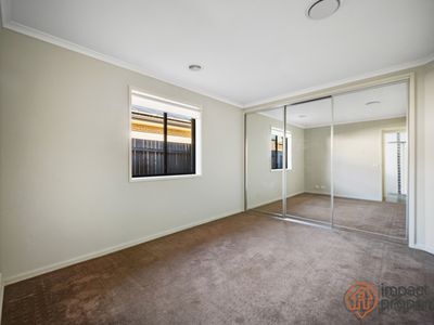 4 Clendinnen Street, Dunlop