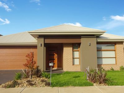 15 Calypso Drive, Mickleham