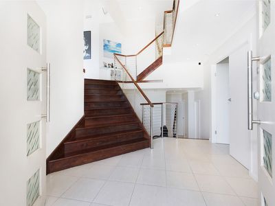 11 Osprey Drive, Berkeley