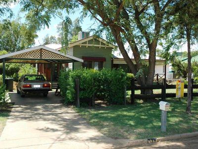 126 Cassowary street, Longreach