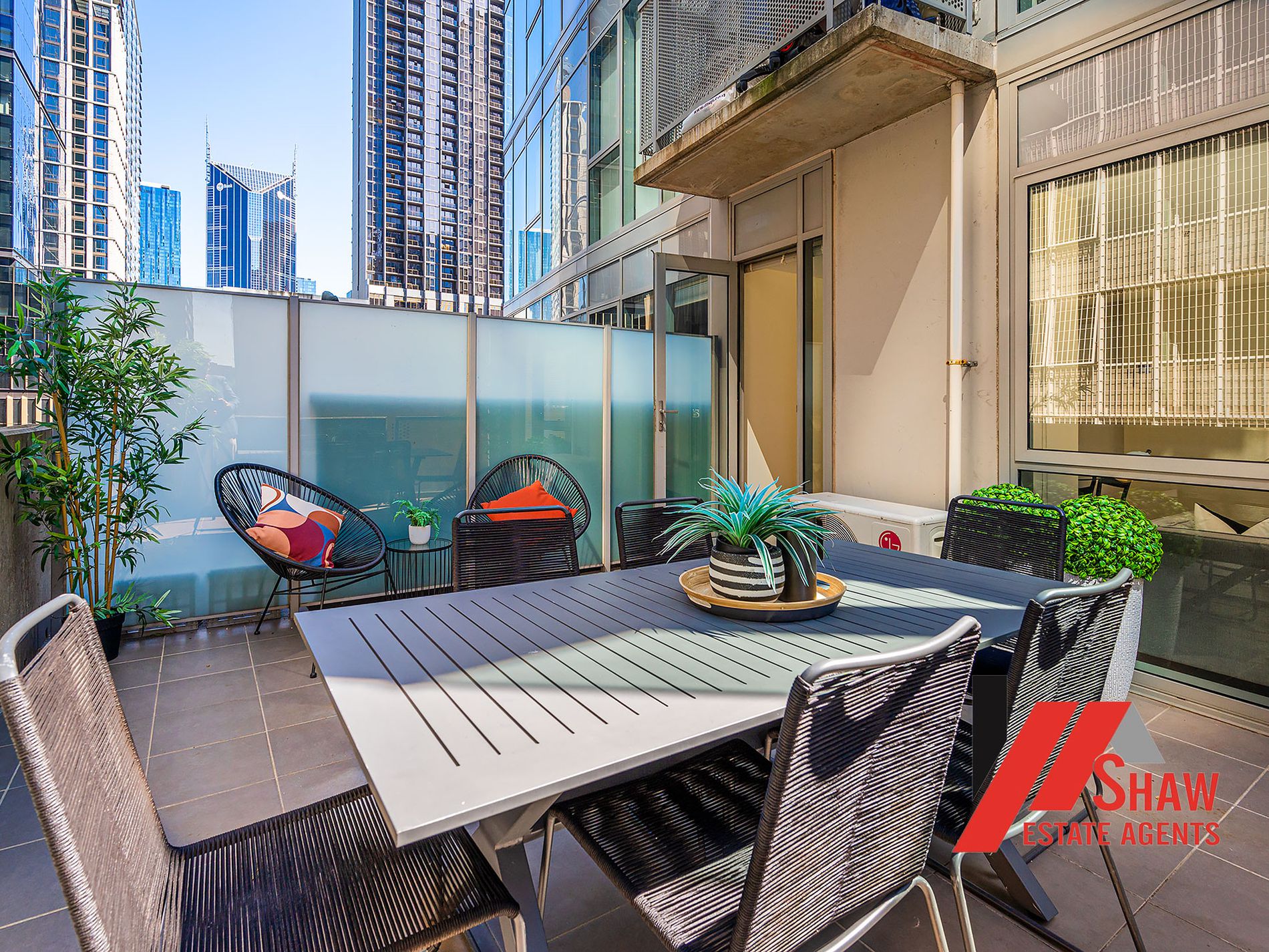 401 / 8 Exploration Lane, Melbourne