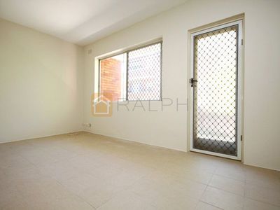 8 / 96 Sproule Street, Lakemba