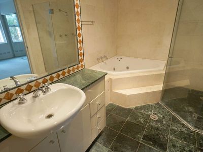 24 / 3 Wulumay Close, Rozelle