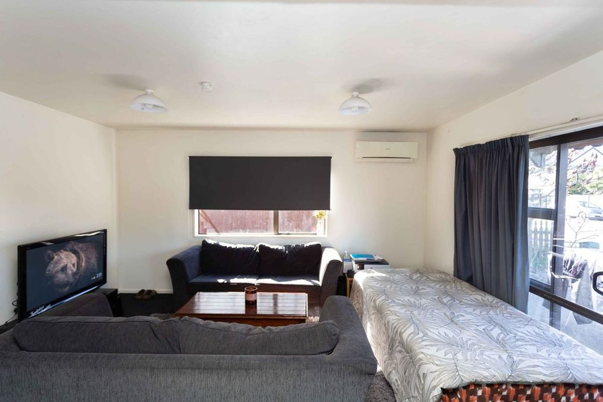 1 / 35 Brockworth Pl, Riccarton