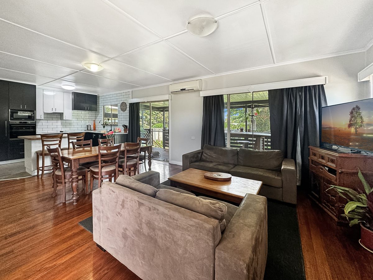 52 Loder Street, Atherton