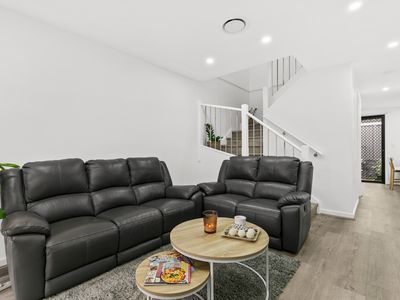 83 Wangolove Street, Tallawong