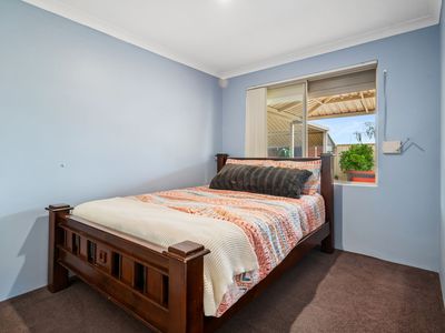 56 Cheltenham Loop, Bertram