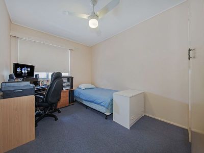 156 Kamarin Street, Manly West