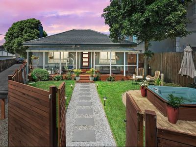 1 / 6 Inga Court , Chadstone