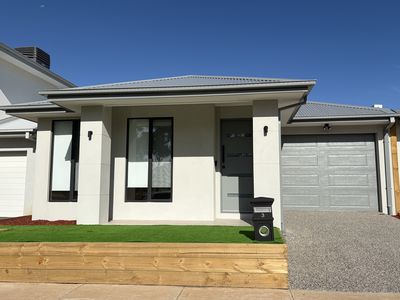 3 Hangar Street, Werribee