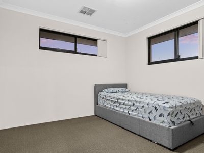 11A Riverton Drive West, Rossmoyne