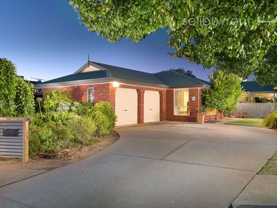 6 LOMOND COURT, Wodonga