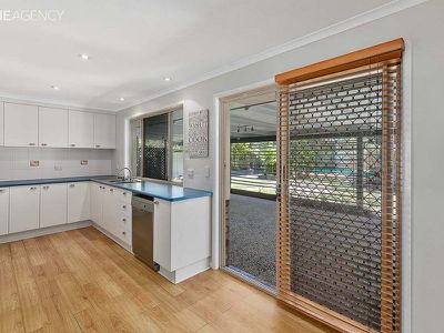 24 Mahogany Street, Kawungan