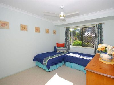 9 Cove Boulevard, River Heads