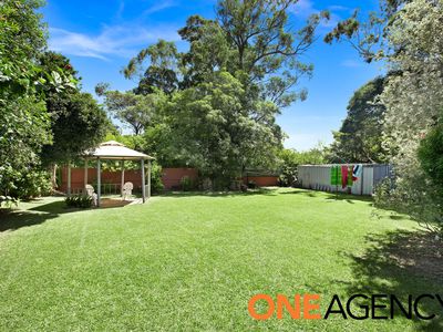 1 Clarendon Crescent, Basin View