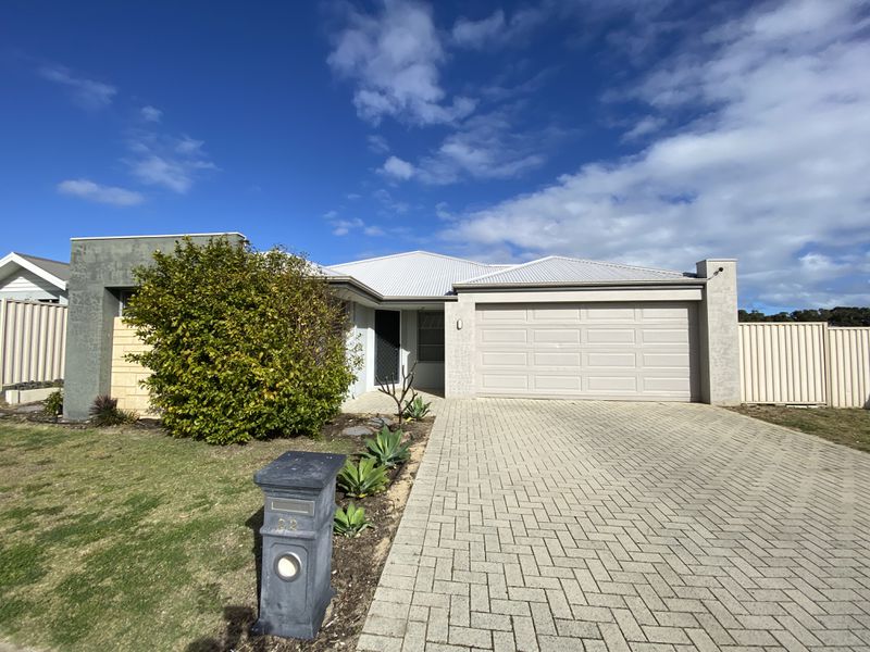 22 Geographe Bay Pass, Secret Harbour