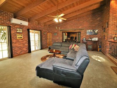 285 Cowles Rd, Northwood