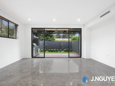 15A Rosedale Street, Canley Heights