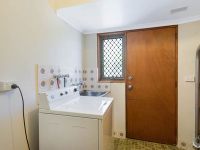 29 Dalmeny Drive, Kianga