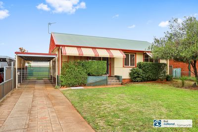 4 Lorraine Street, Tamworth