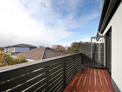 5 / 7 Burns Avenue, Clayton South