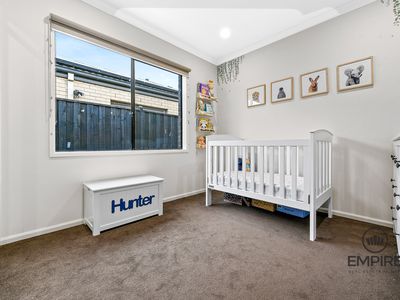 7 Brightstone Drive, Clyde North