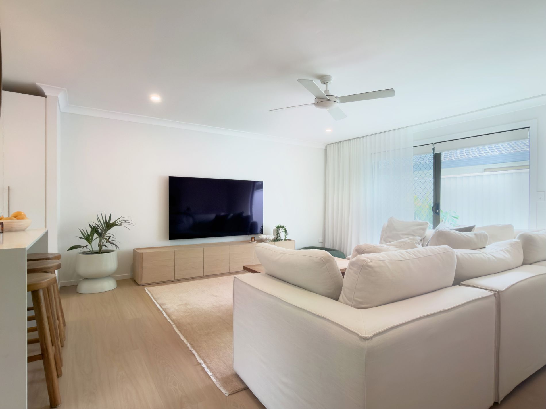 2 / 27 Leyte Avenue, Palm Beach