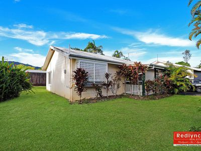 2 / 3-4 Holden Close, Whitfield