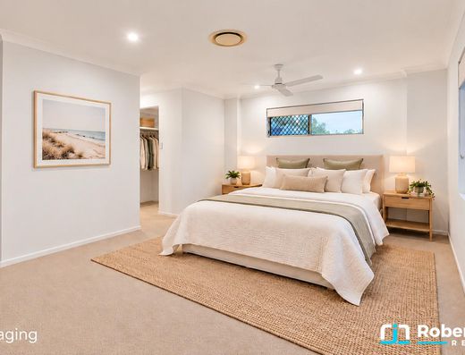 Versatile Family Living in Old Tewantin with only One Neighbour image 9