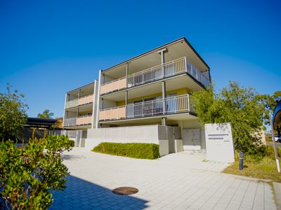 3 / 4 Pollard Street, Glendalough