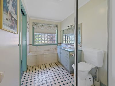 21 Evelyn Crescent, Warrnambool