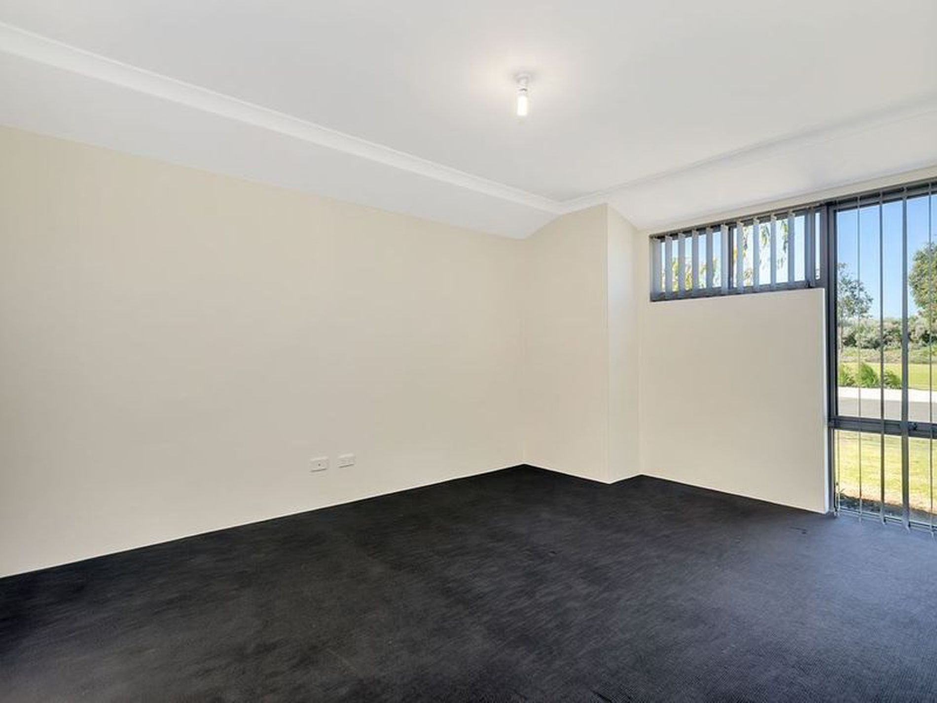 17 Cooloola Chase, Yanchep