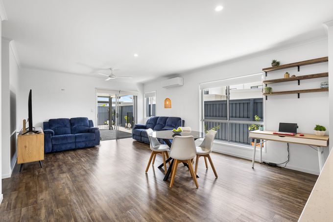 45 Roseleaf Cresent, Palmview