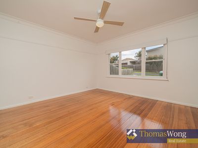 2 Leumear Street, Oakleigh East
