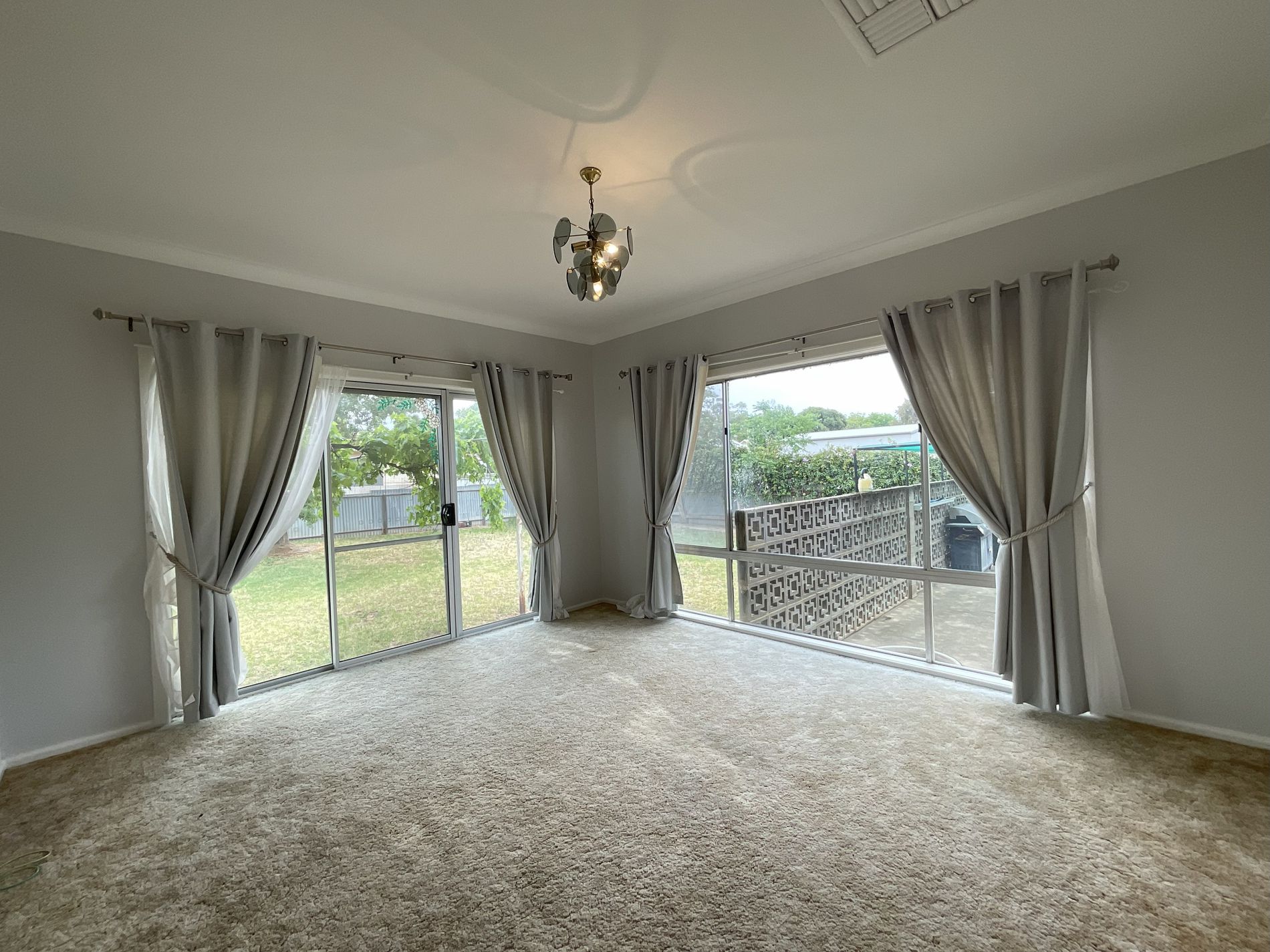 119 Ferry Street, Forbes