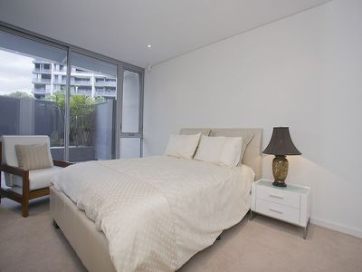 17 / 23 Bow River, Burswood