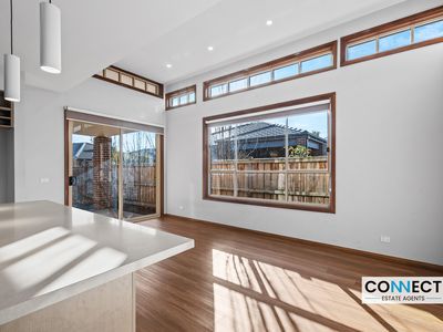 78 Pobblebonk Crescent, Clyde North
