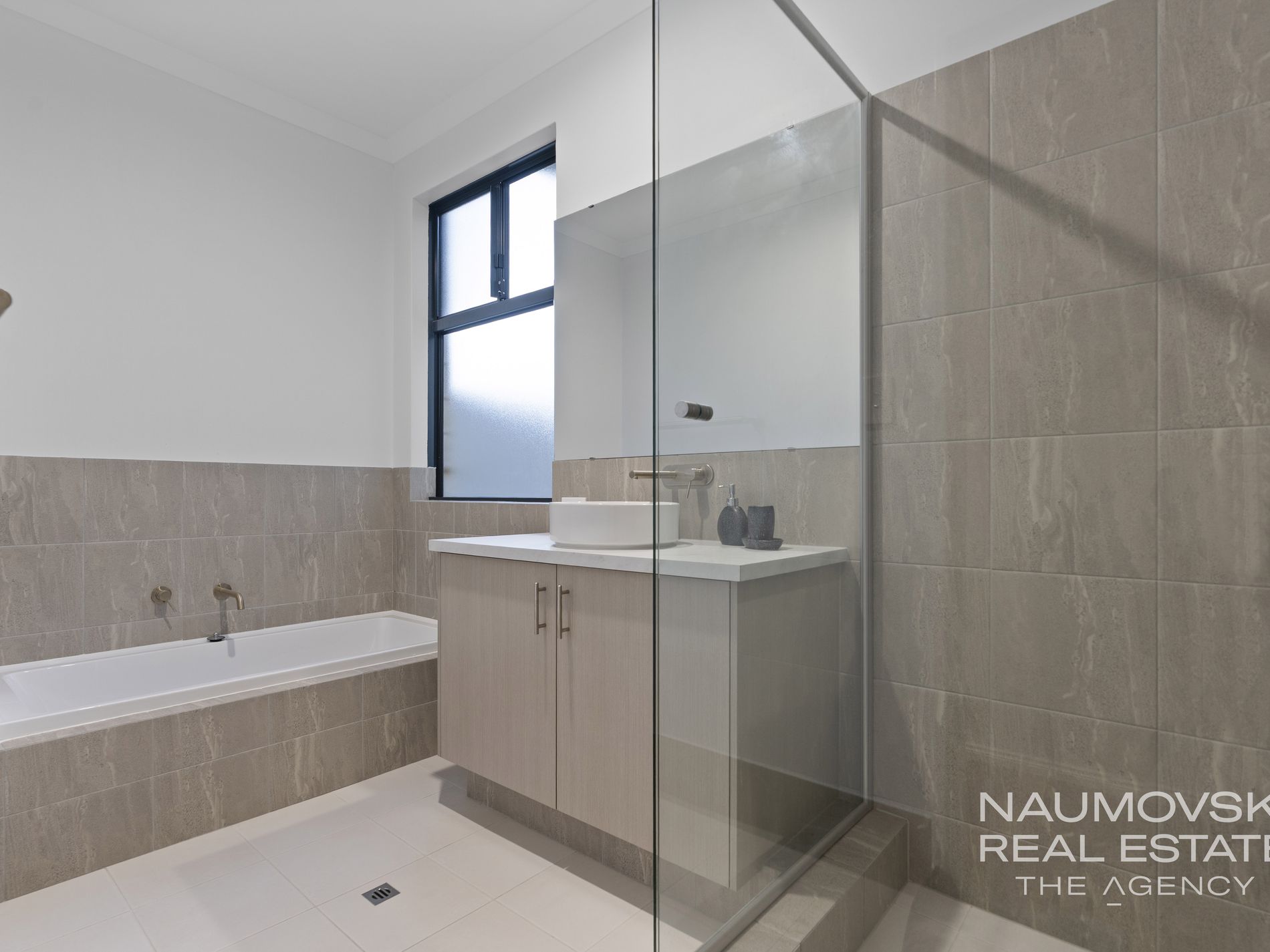 54 Salmar Way, Westminster