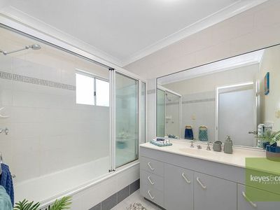2 / 20-22 Cameron Street, Railway Estate