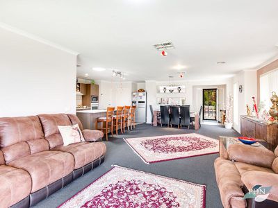 43 Baden Powell Drive, Tarneit